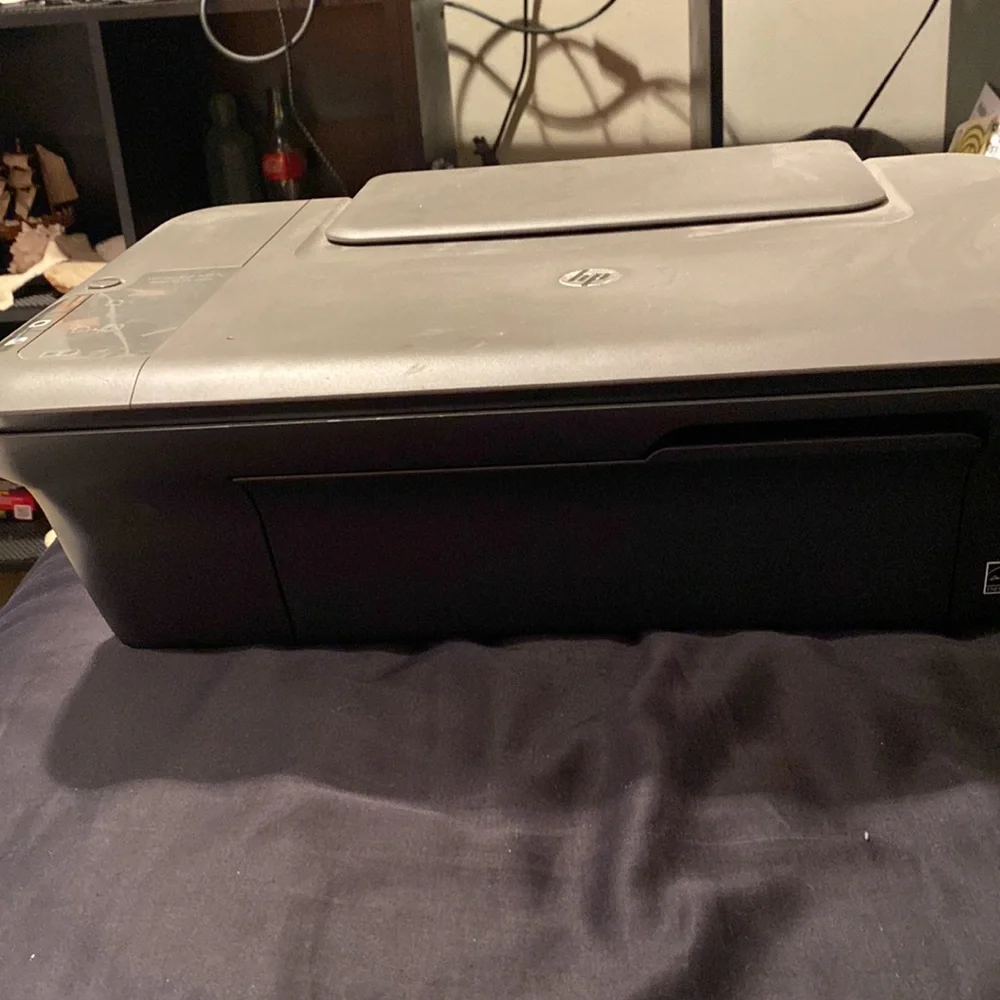 HP Deskjet 1055 never been used but do not have box